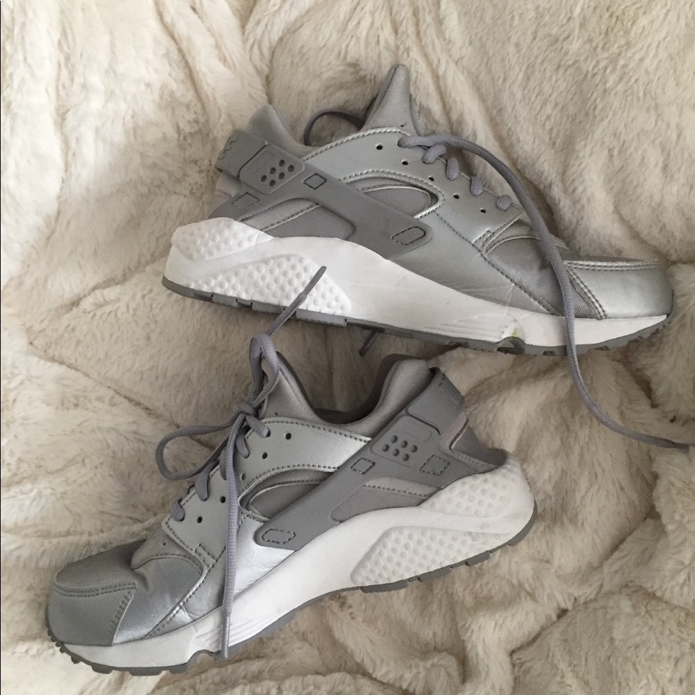 Silver Nike Huaraches